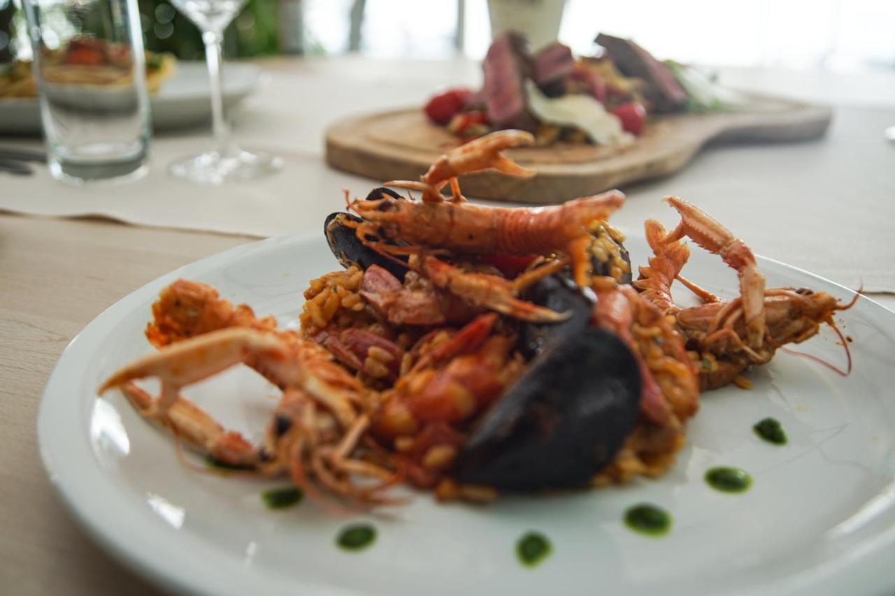 Maistra Camping Vestar Mobile Homes Rovigno Esterno foto Seafood risotto