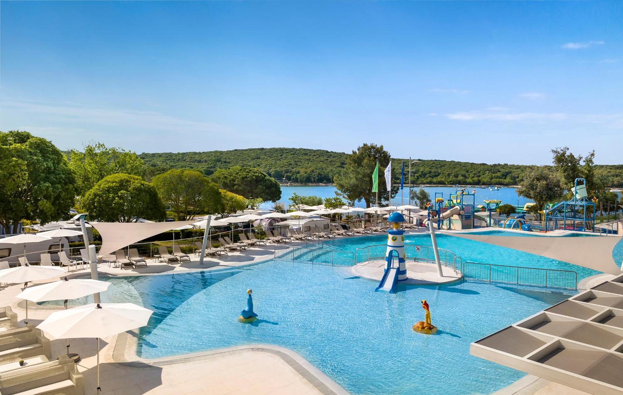 Maistra Camping Vestar Mobile Homes Rovigno Esterno foto Aquapark