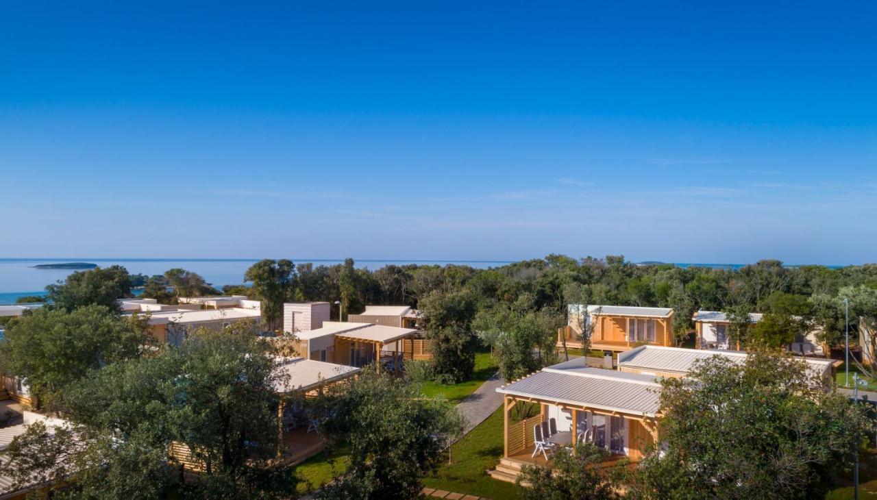 Maistra Camping Vestar Mobile Homes Rovigno Esterno foto The resort